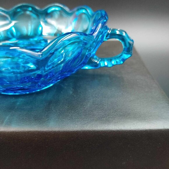 Vintage Fairfield Blue Anchor Hocking Glass Nappy Bowl Dish Two Handles - Picture 6 of 9